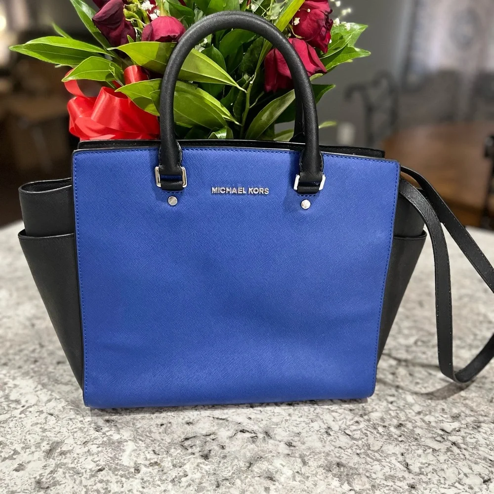 Michael Kors Selma saffiano leather bag - Picture 11 of 14